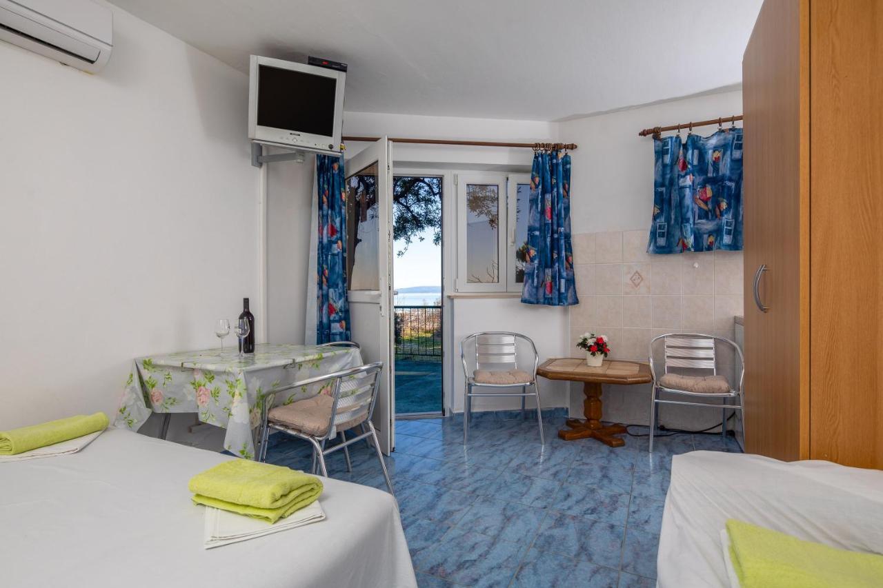 Beach Apartments "Bili Cvitak" Duce Ngoại thất bức ảnh